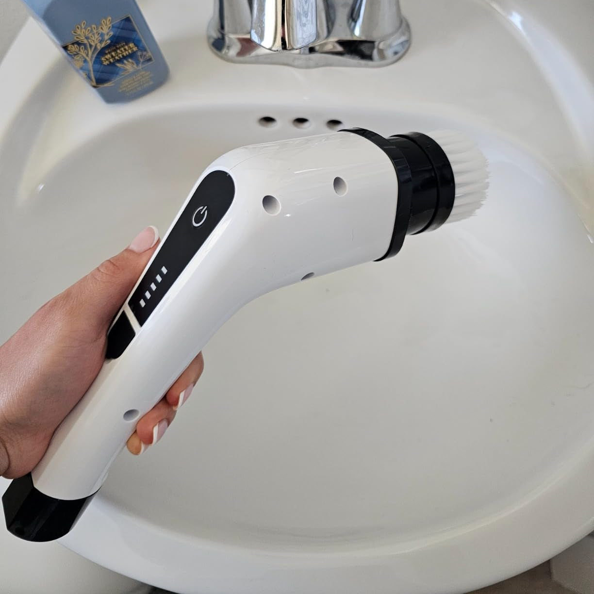 MopEZy® Cordless Scrub Brush